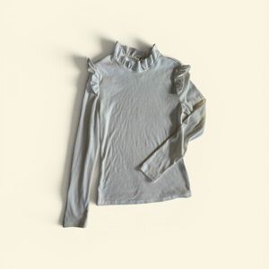 White ruffle top 443